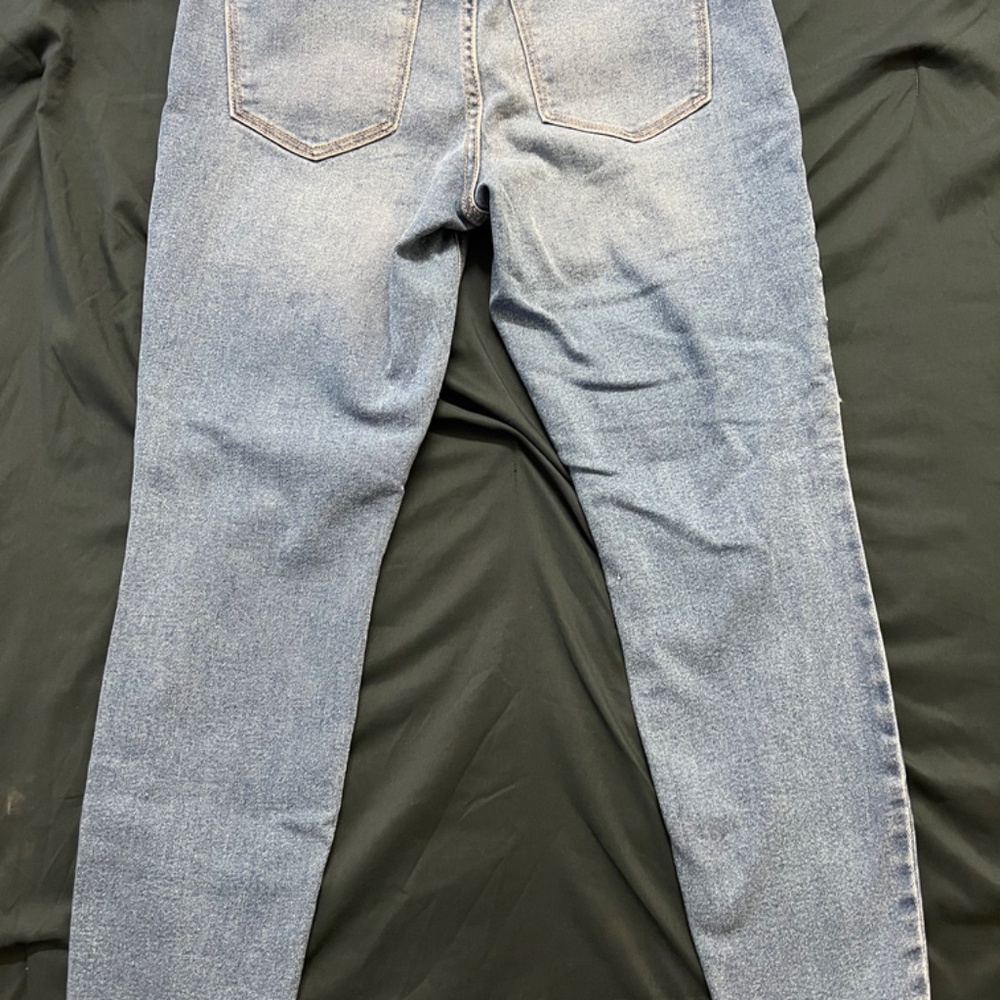 NWT Old Navy Mid-Rise Rockstar Super-Skinny Ankle Jeans - Picture 9 of 11